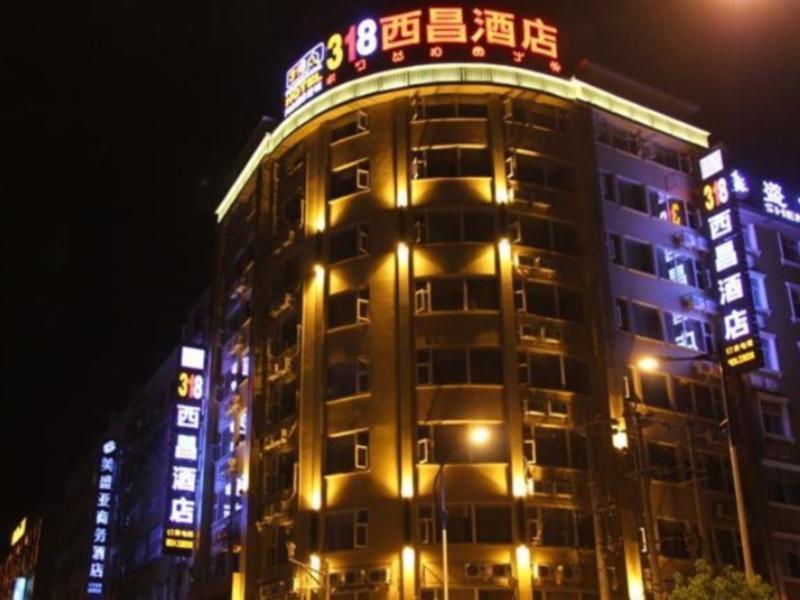 318连锁汽车旅馆西昌店 外观 照片